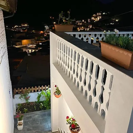 Dona Vendégház Berat